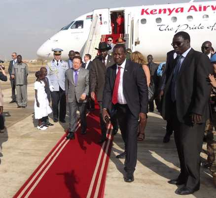 Mongolia president in juba feb 2013.jpg